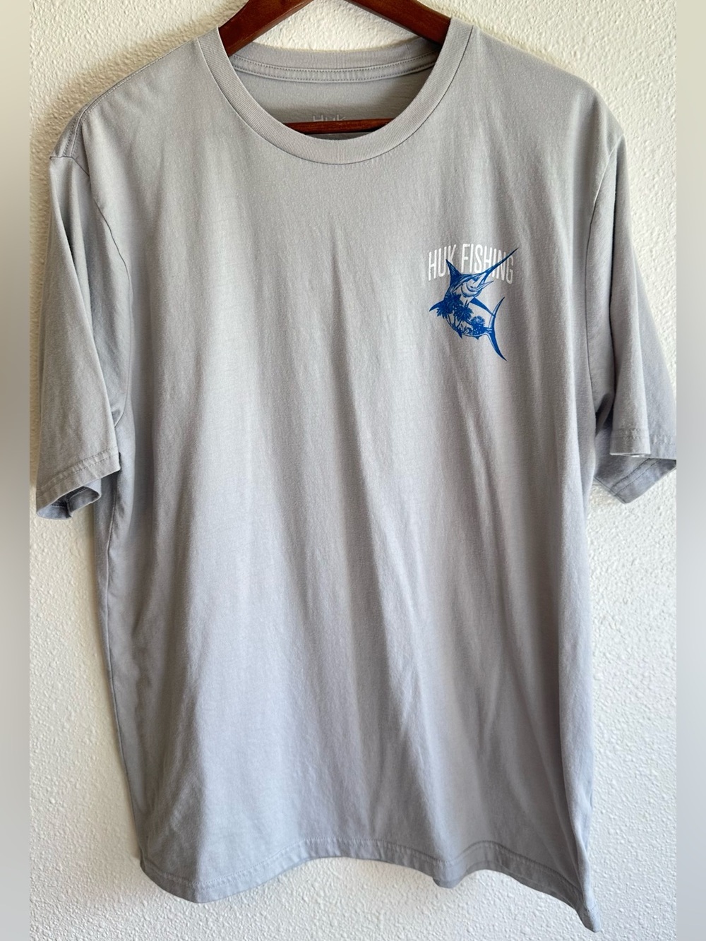 Huk men’s tee grey size large